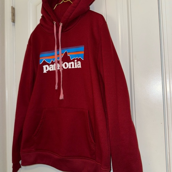 Patagonia Red Fleece Sweater with Hood - Picture 5 of 14